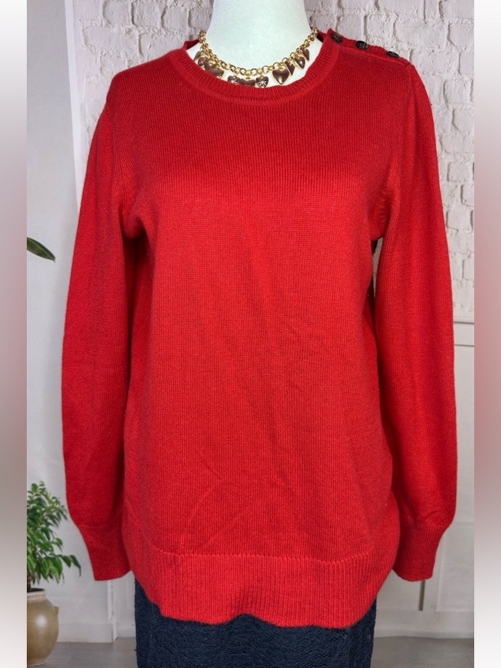 GAP Vibrant Red Crew Neck Sweater large - Picture 6 of 6